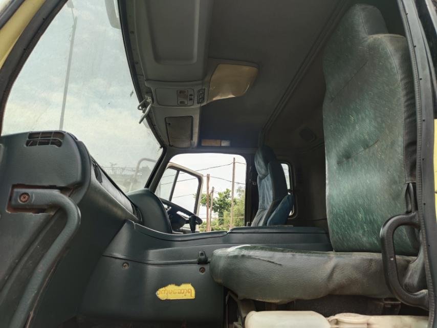 NISSAN DIESEL 2000 GE13 CW520HV รถดัมพ์ดีเซล (6x4) (RHD) (014469)