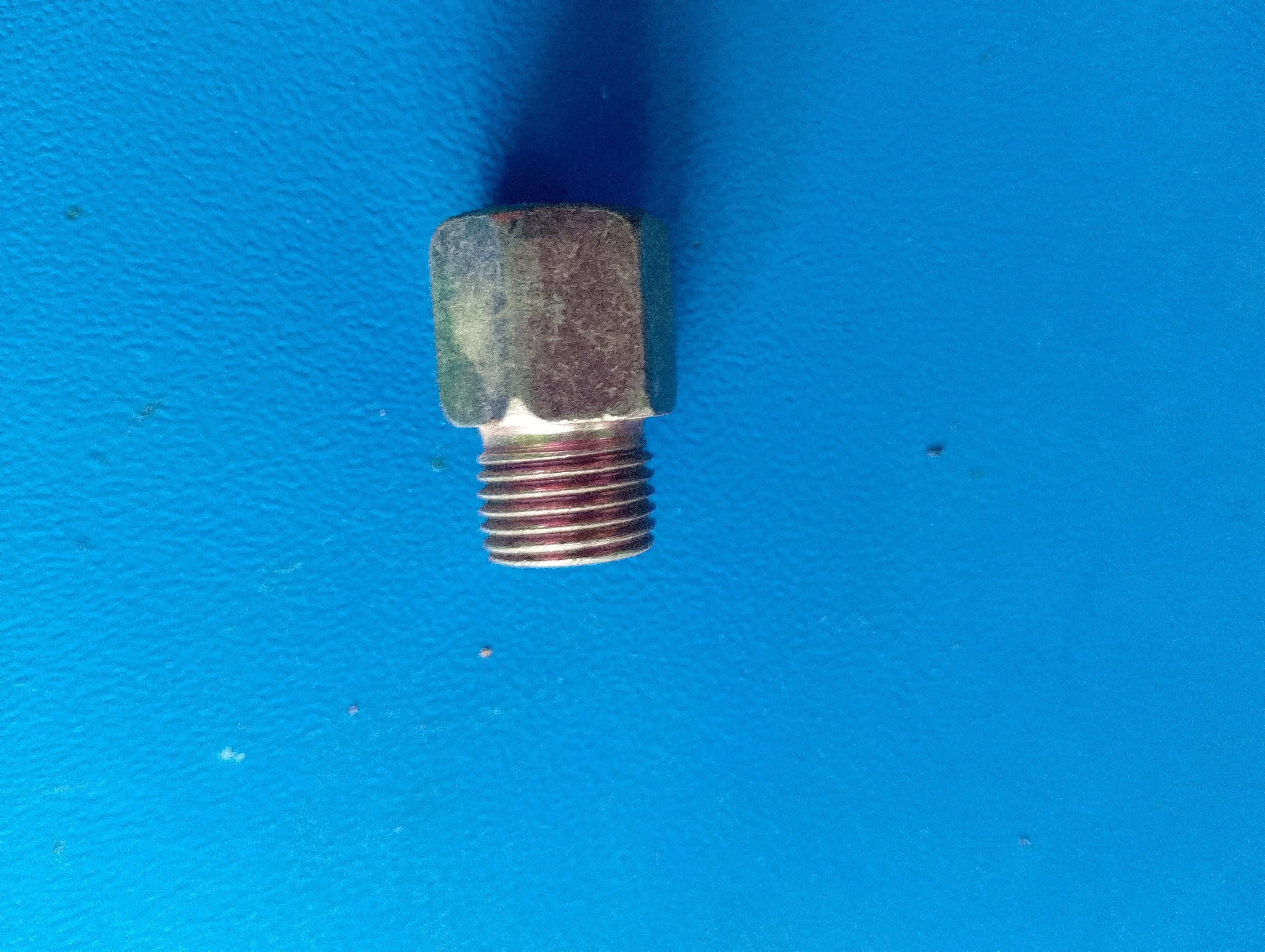 WPR, Hex Reducer Bushing, 1/4 Inch NPT Female X 3/8 Inch NPT Male - Inner: 12 mm, Outer: 16 mm (113794)