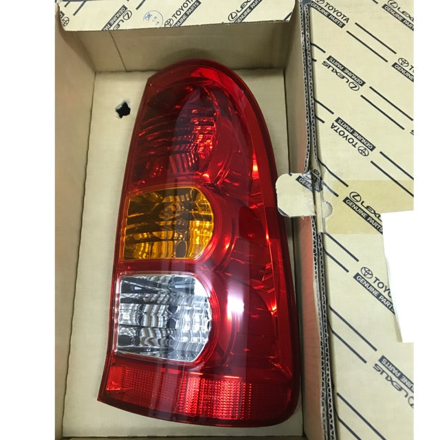 Heckleuchte Links Für SKODA Octavia II Combi (1Z5) – Originalqualität Von Magneti Marelli, Mit Glühlampen